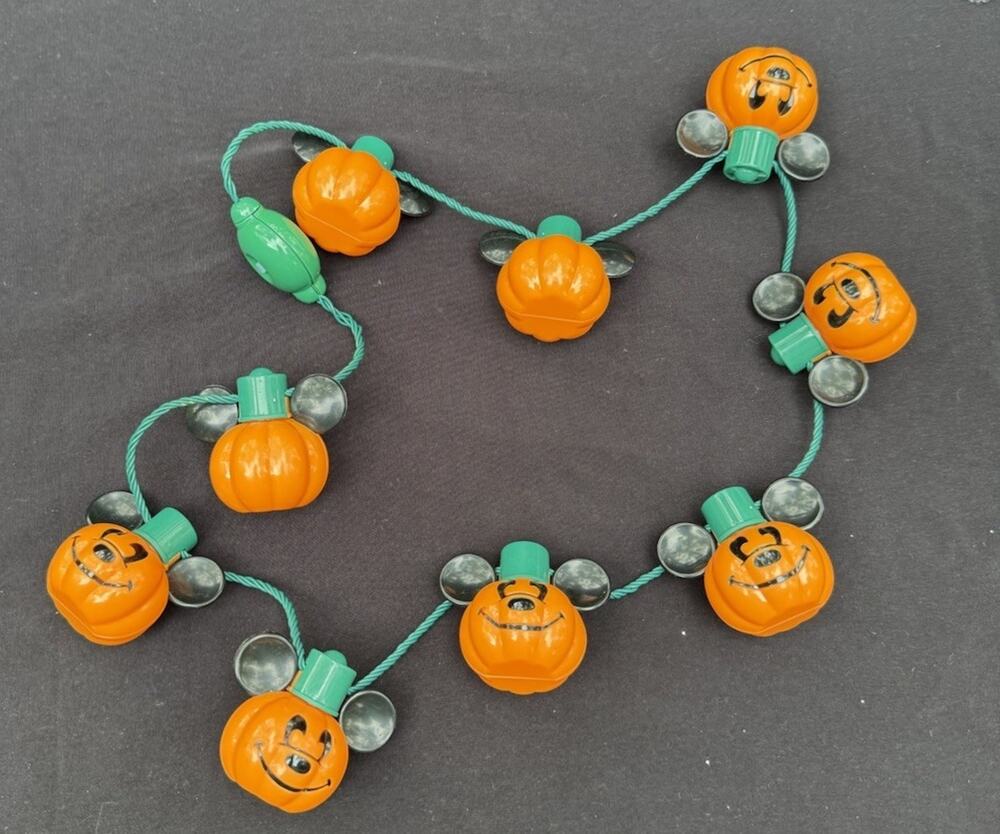 Disney Parks Mickey Not So Scary Pumpkin Halloween light Necklace Works! -4/25